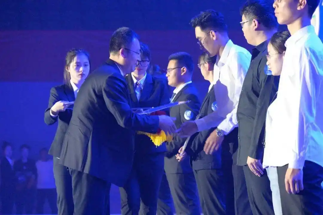 青创北京挑战杯红色实践专项赛揭榜挂帅专项赛科技冬奥专项赛_大学科技竞赛_青创北京挑战杯首都大学生课外学术科技作品竞赛特等奖一等奖二等奖三等奖